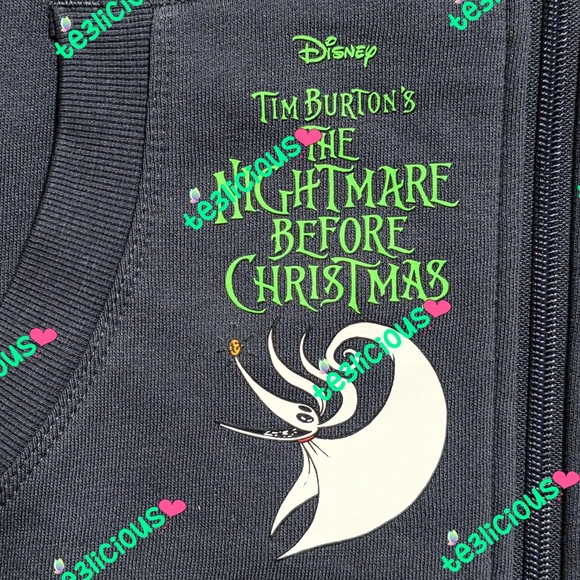 2025 DISNEYLAND NIGHTMARE BEFORE CHRISTMAS HAUNTED MANSION GRAY ZIPPED HOODIE - Picture 3 of 5